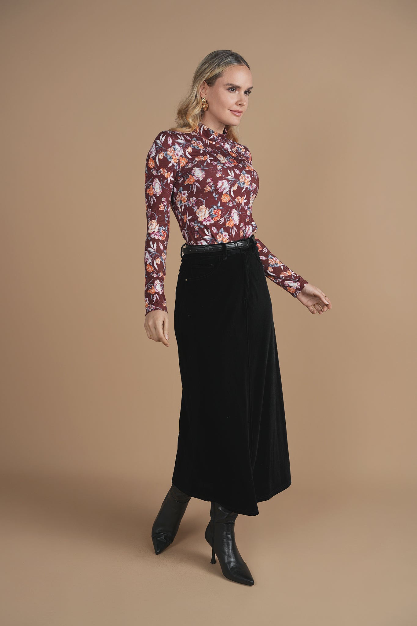 Bliss Mock Neck Tee Rust Floral